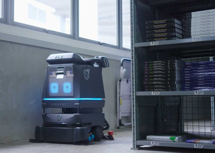 LionsBot R3 Scrub Pro bei der täglichen Krankenhaus Reinigung